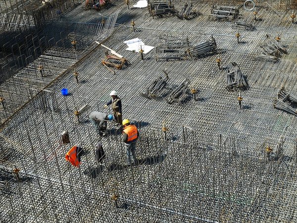 Quels sont les avantages et les inconvénients du hourdis en polystyrène ?