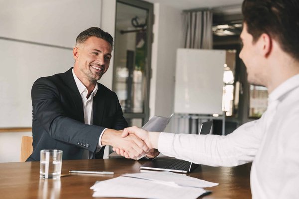 Comment choisir le bon emplacement et l'orientation de votre canapé ?