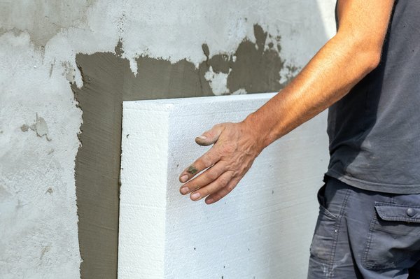 Quelques avantages et inconvénients d’opter pour l’isolation par l’extérieur